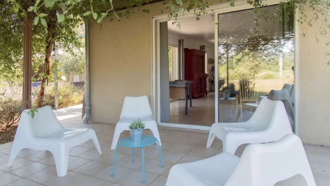 Photo of Patio Balcony in Salavas