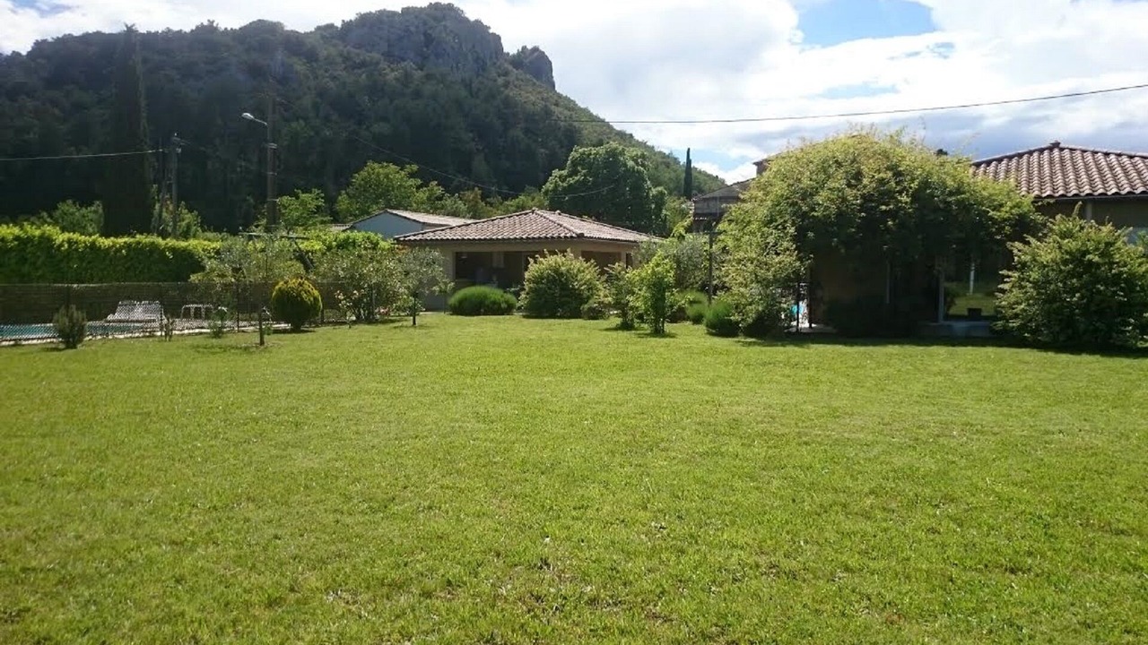 Photo of Outdoor in Salavas