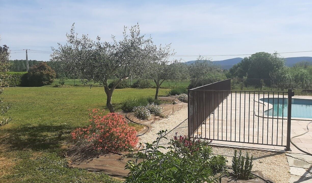 Photo of Outdoor in Salavas