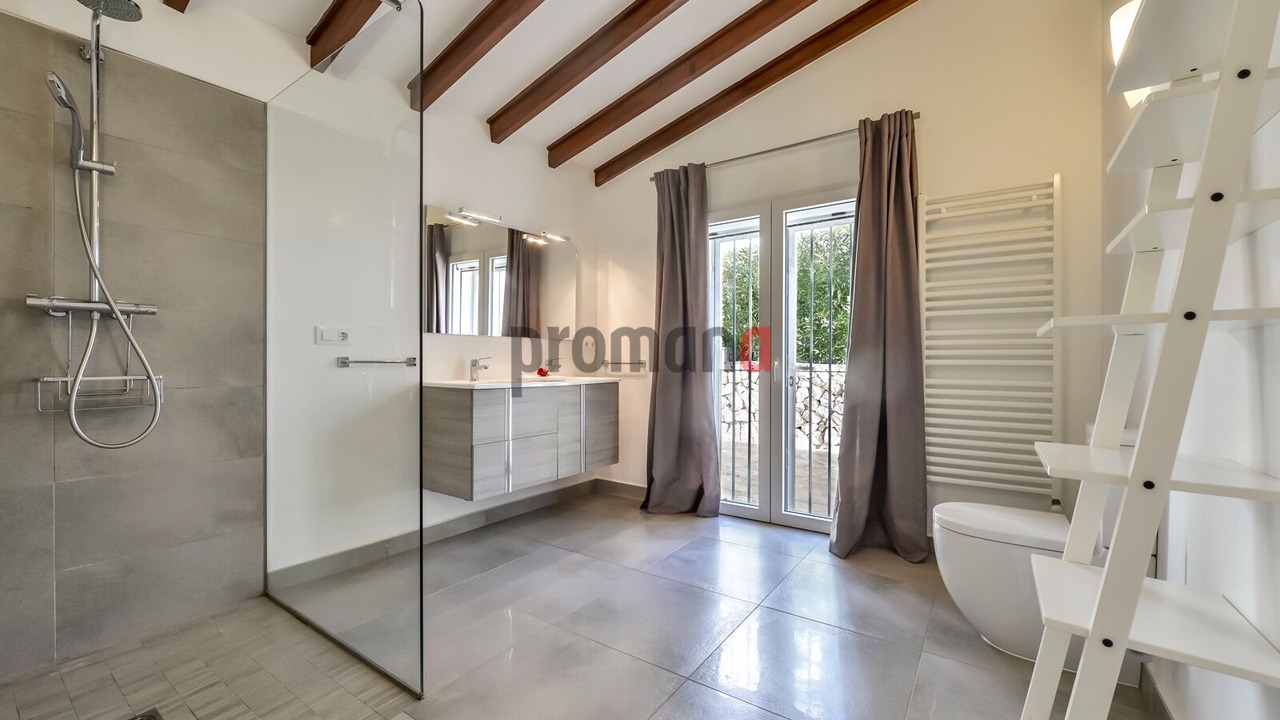 Photo of Bathroom in Benimeit