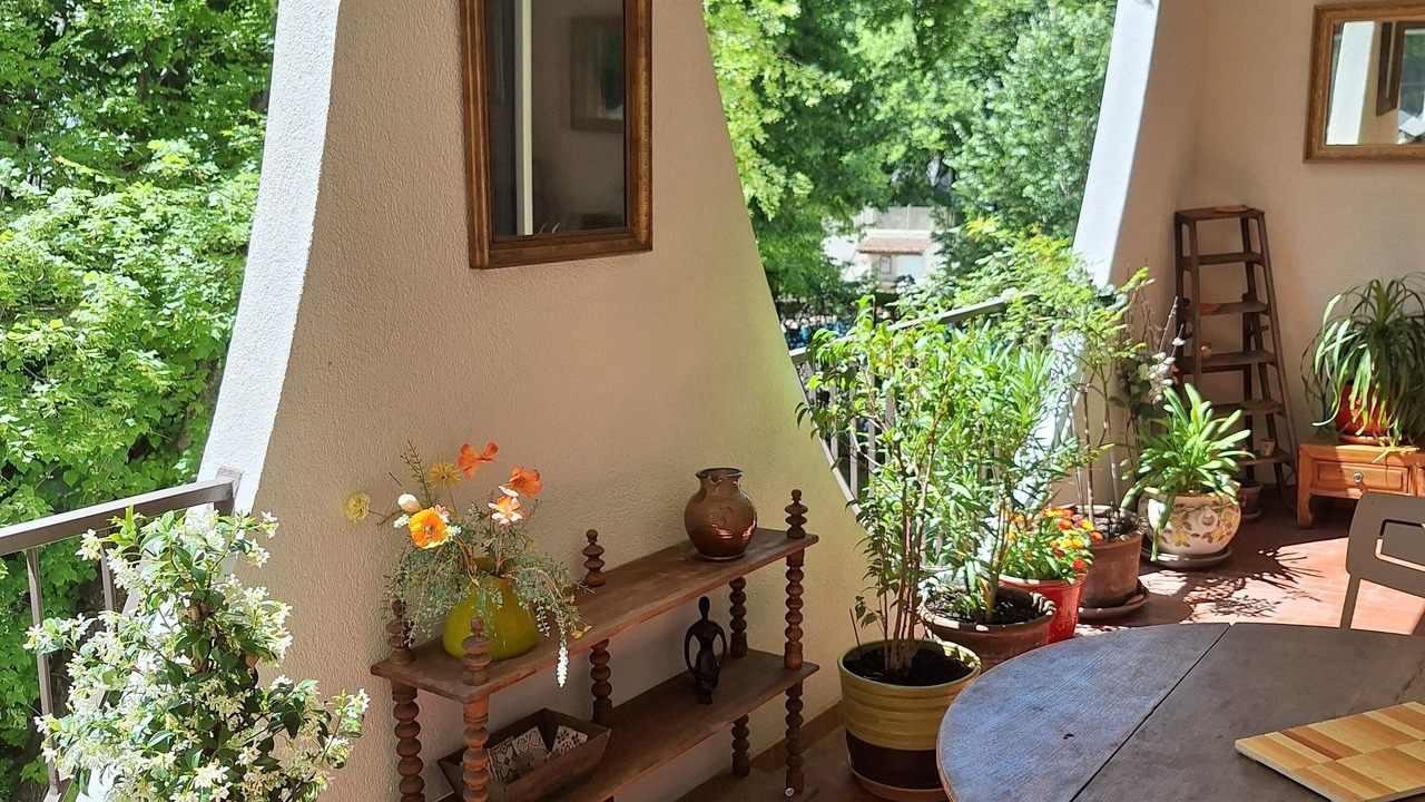 Photo of Outdoor in Les Beaux-Arts