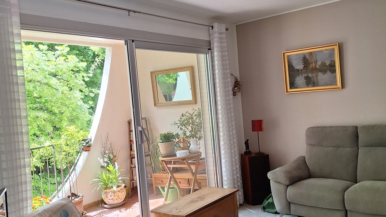Photo of Livingroom in Les Beaux-Arts