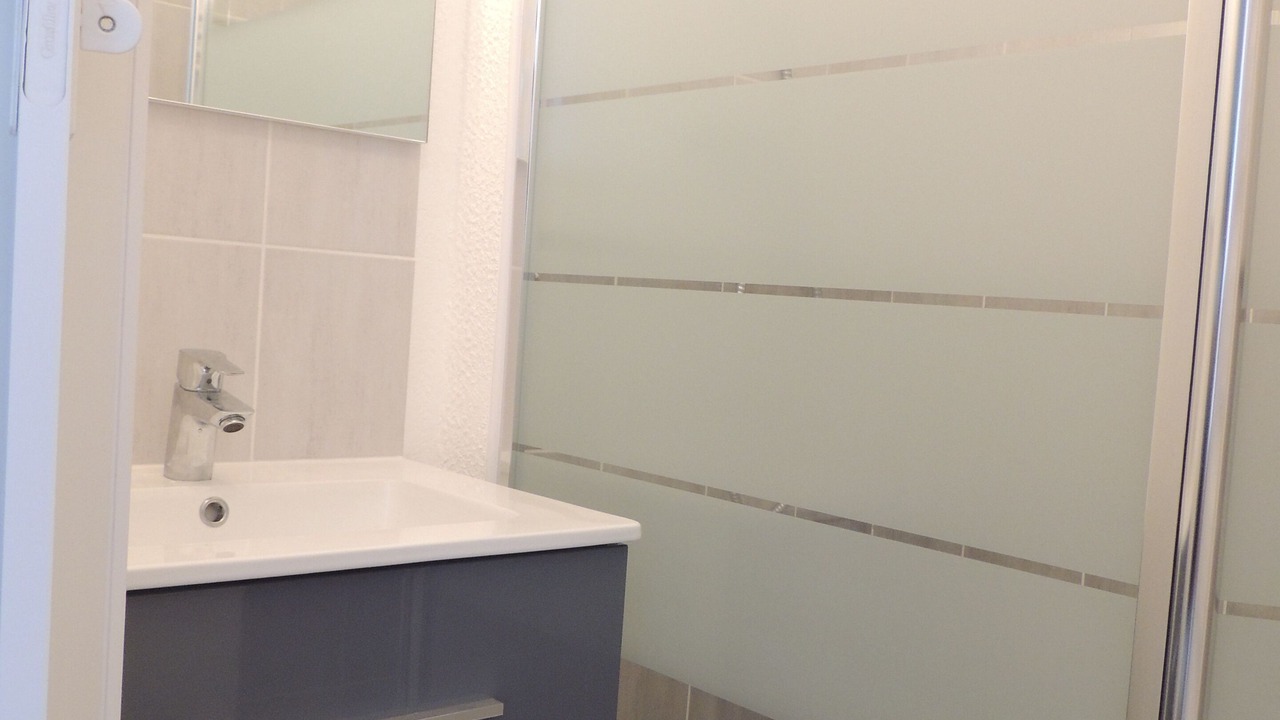 Photo of Bathroom in Le Port