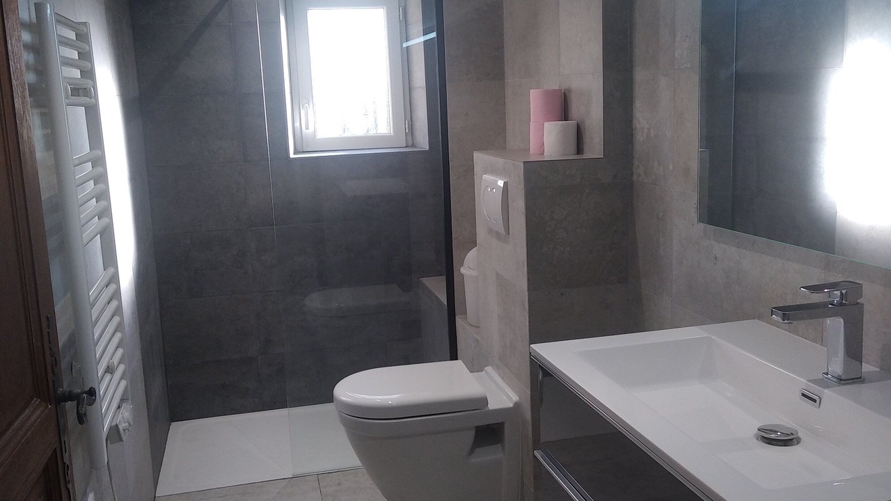 Photo of Bathroom in Sainte-Anastasie
