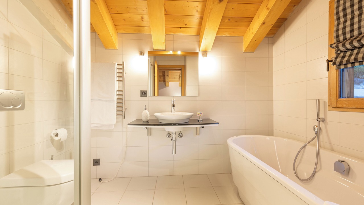 Photo of Bathroom in Randogne