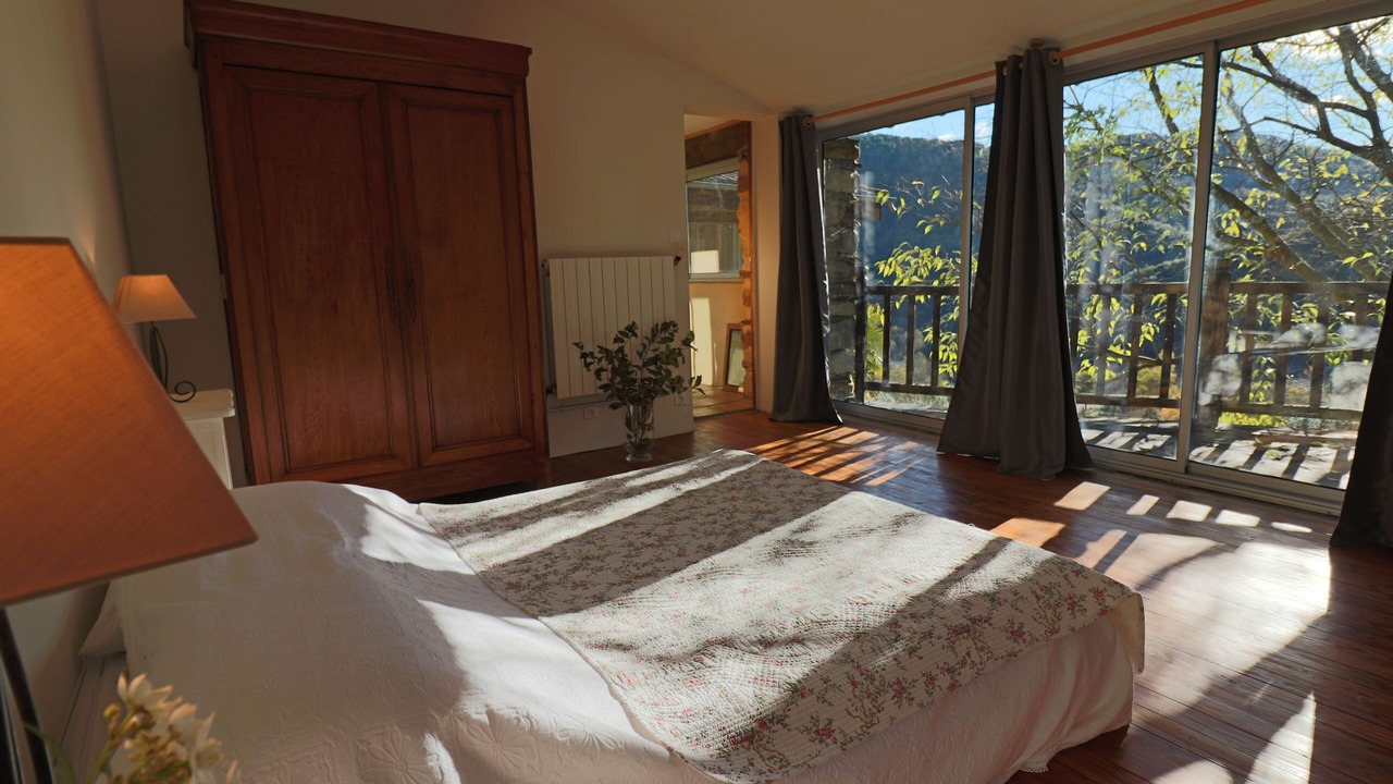 Photo of Bedroom in Beaumont