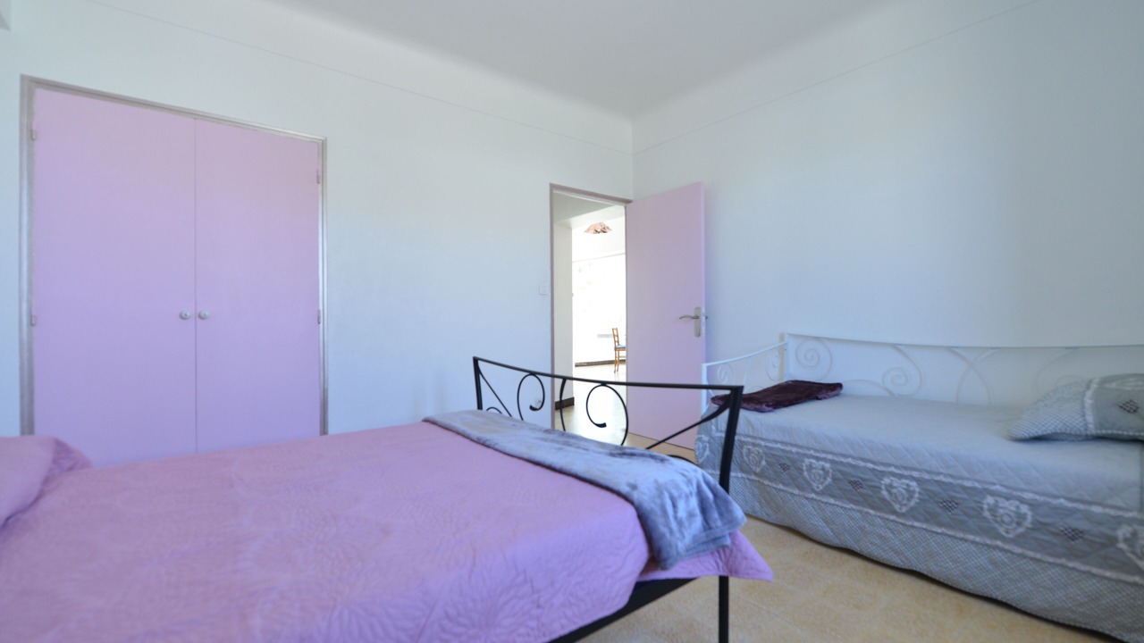 Photo of Bedroom in Sorgues