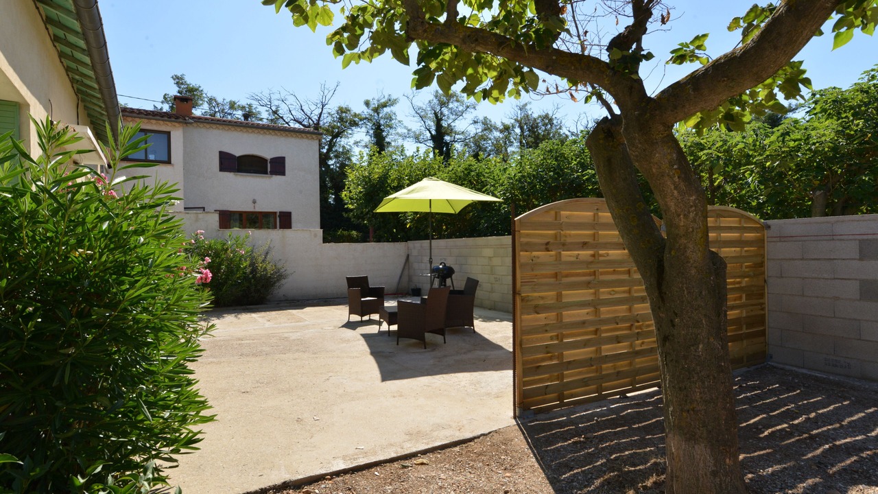 Photo of Patio Balcony in Sorgues