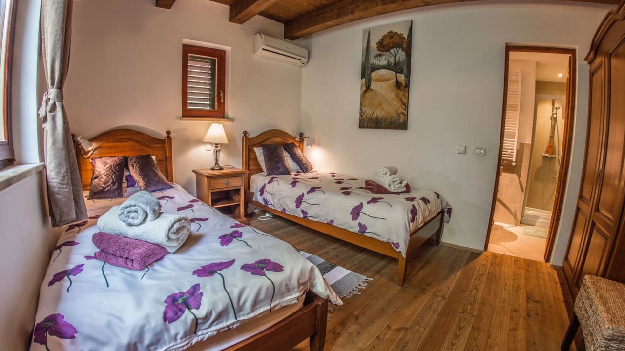 Photo of Bedroom in Pomer