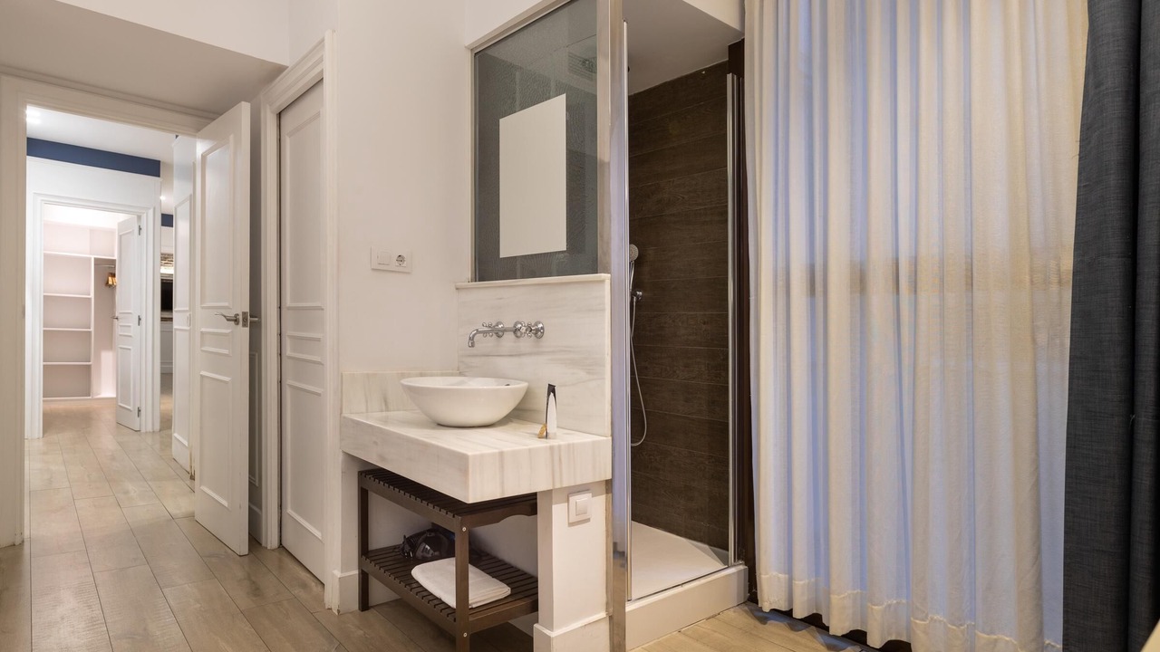 Photo of Bathroom in Gothic Quarter