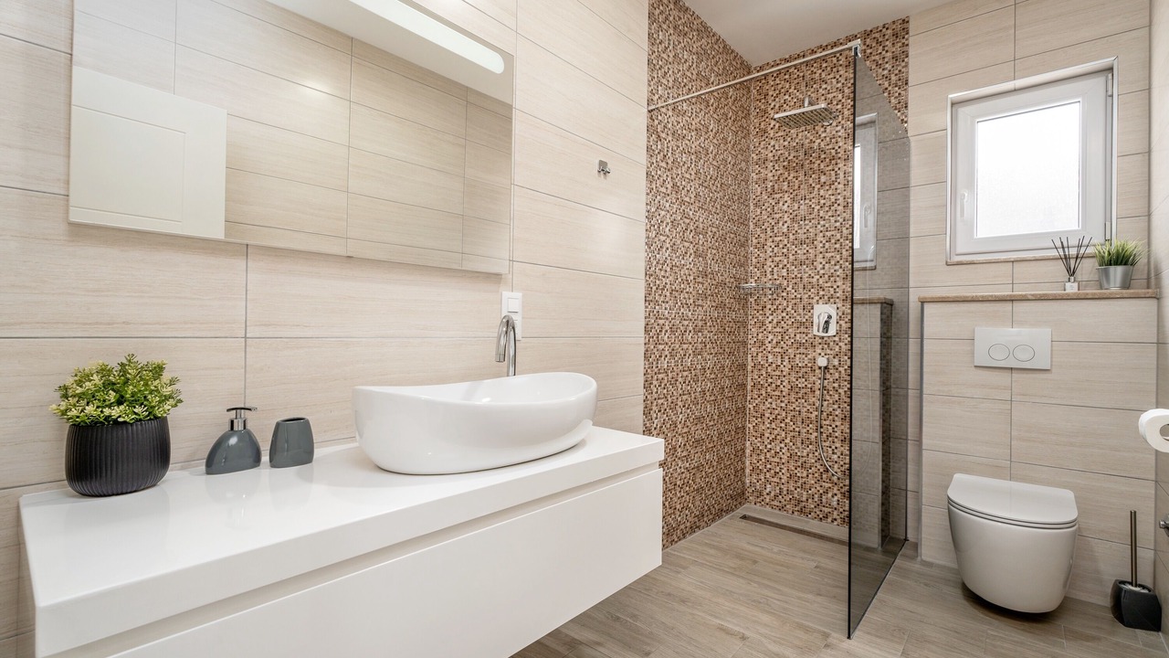 Photo of Bathroom in Duce