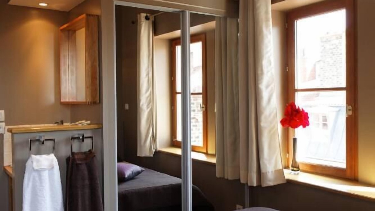 Photo of Bedroom in Terreaux - Bat d'argent