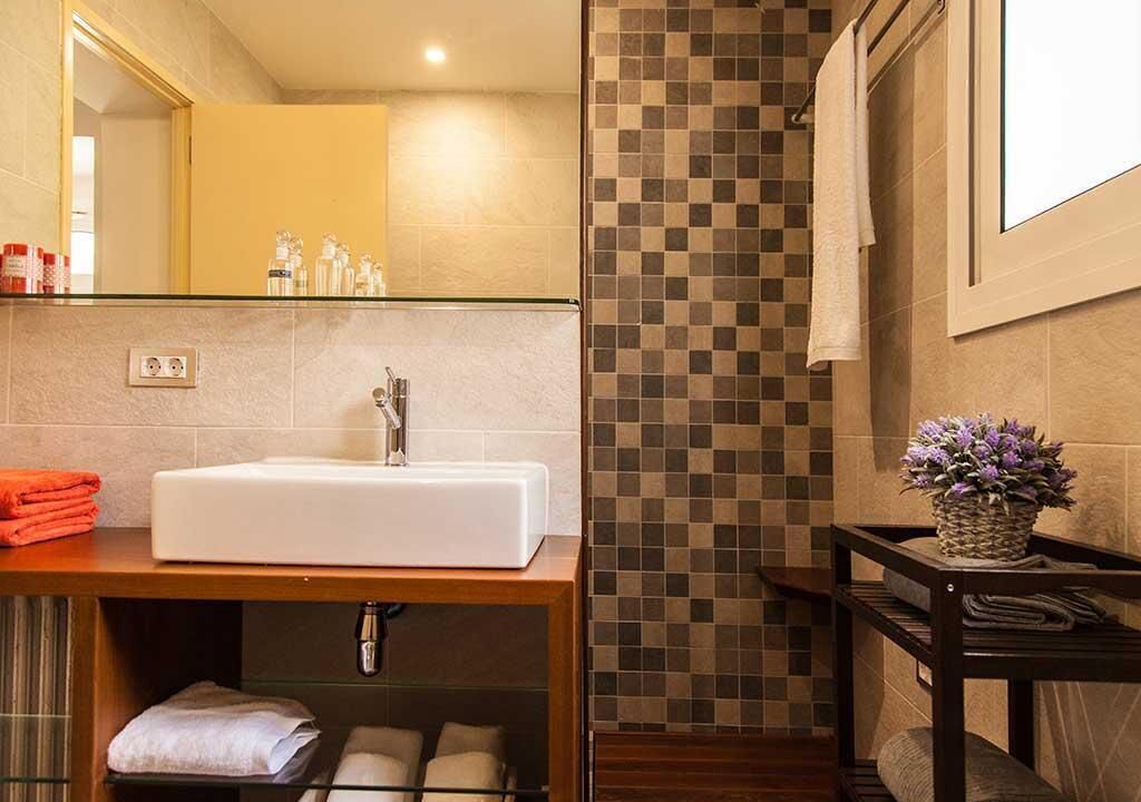 Photo of Bathroom in Passeig Maritim