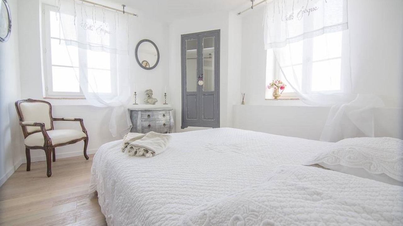 Photo of Bedroom in Saint-Hippolyte-de-Caton