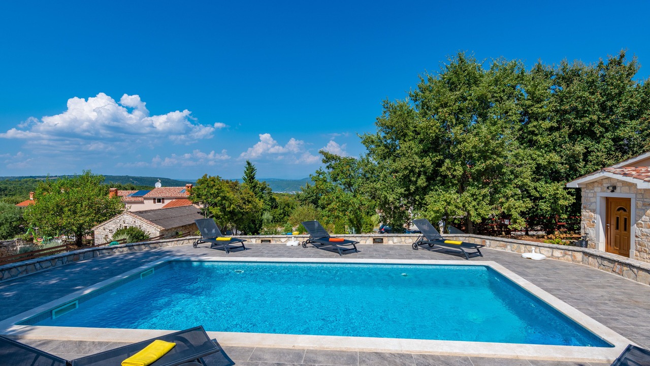Photo of Outdoor in Rakalj