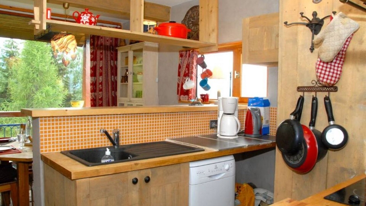 Photo of Kitchen in Arc-1800