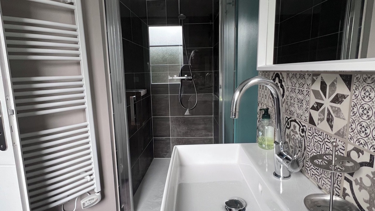 Photo of Bathroom in Castelnau-de-Guers