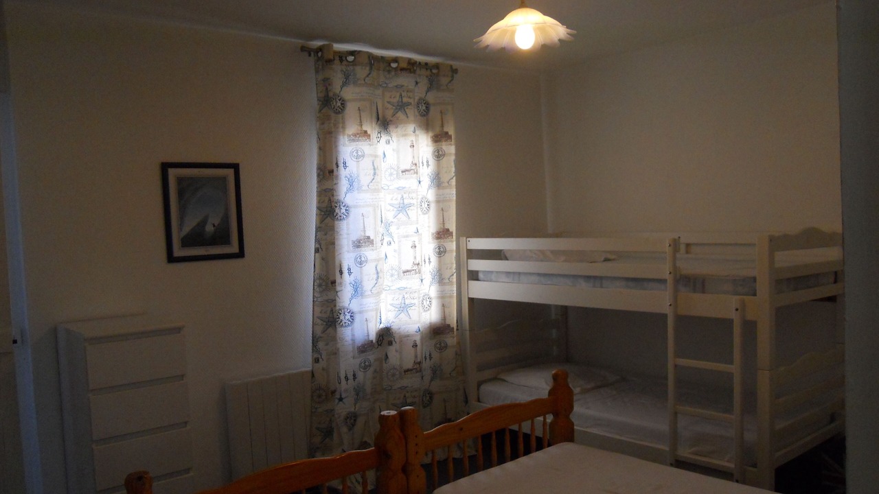 Photo of Bedroom in Ouistreham