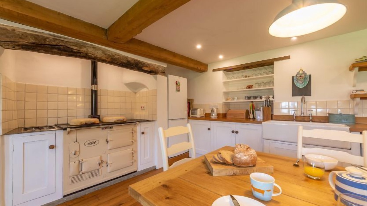 Photo of Others in Field Dalling