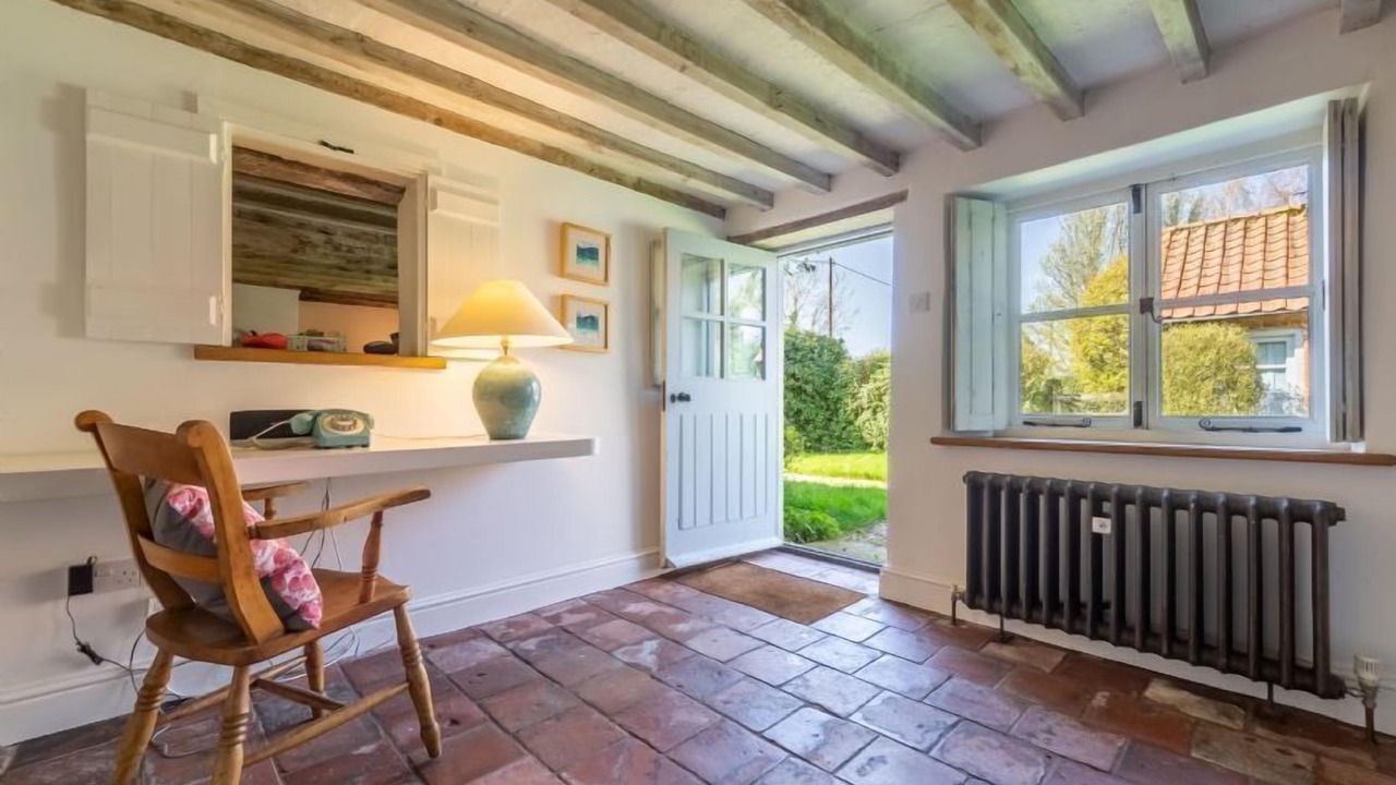 Photo of Others in Field Dalling