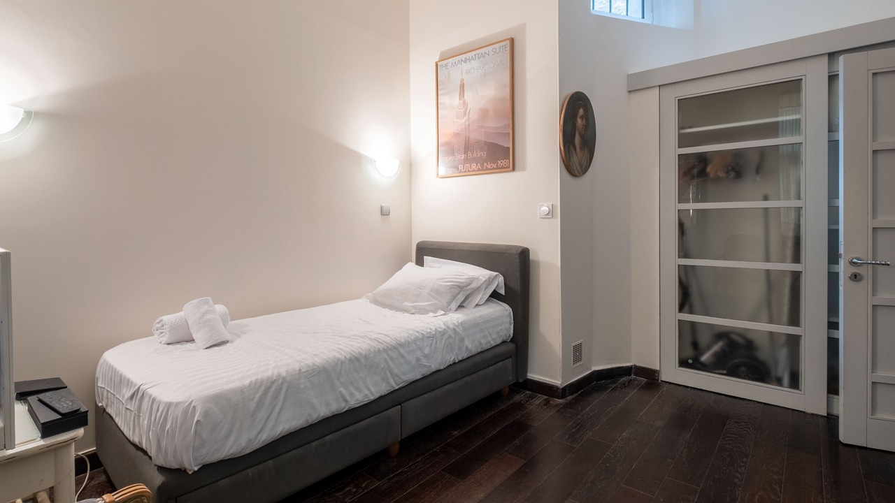 Photo of Bedroom in Odeon