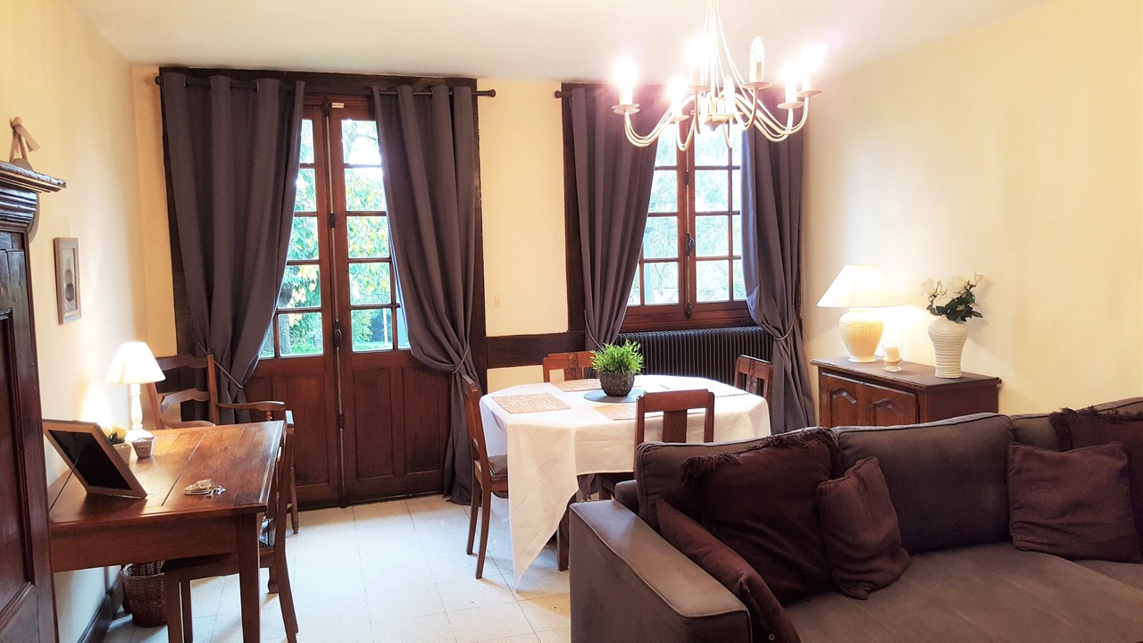 Photo of Livingroom in Equemauville