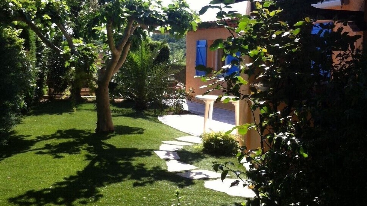 Photo of Outdoor in Hyeres