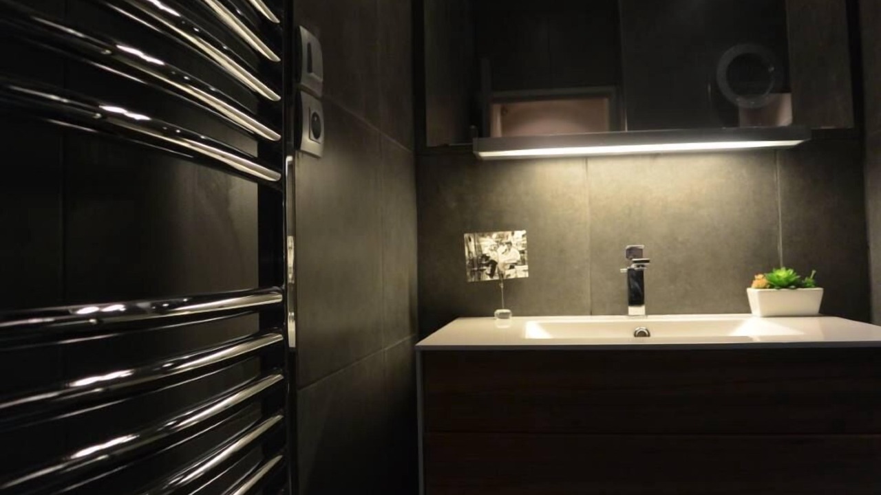 Photo of Bathroom in 1st Arrondissement
