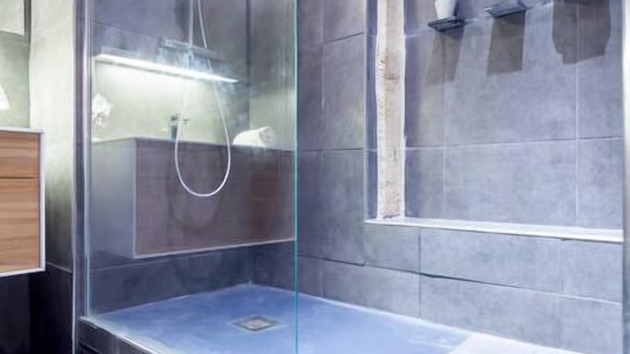 Photo of Bathroom in 1st Arrondissement