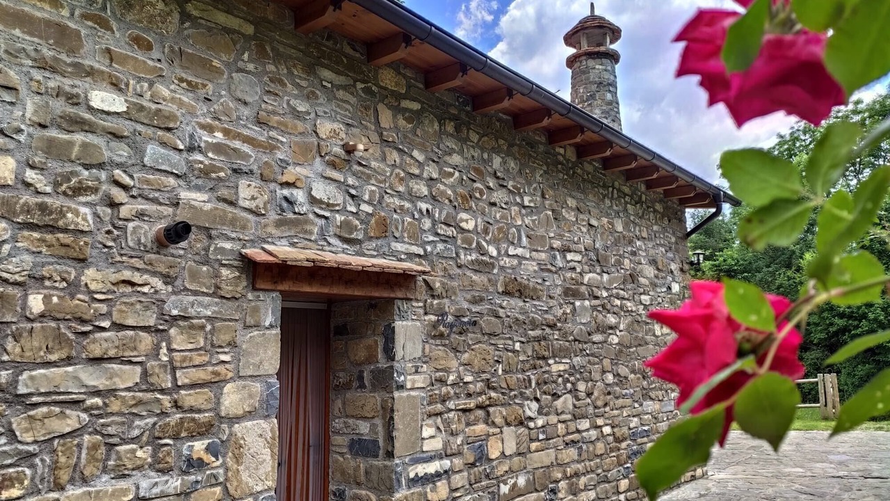Photo of Outdoor in Hecho