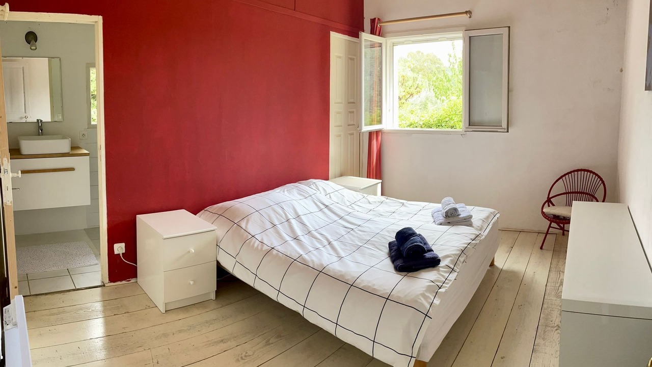 Photo of Bedroom in Villecroze