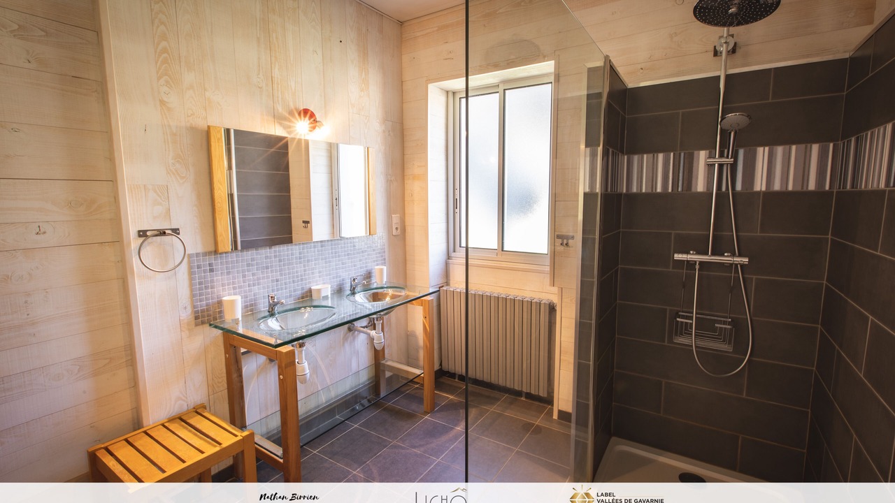 Photo of Bathroom in Gavarnie-Gedre