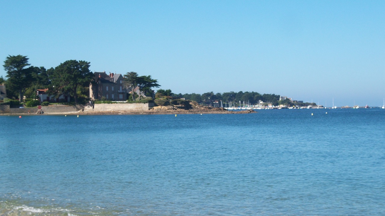 Photo of Others in Saint-Molf