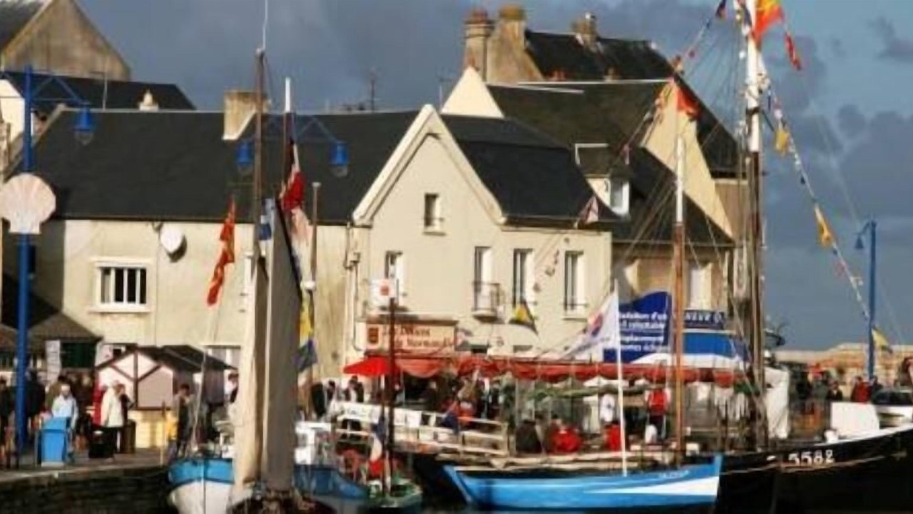 Photo of Others in Port-en-Bessin-Huppain