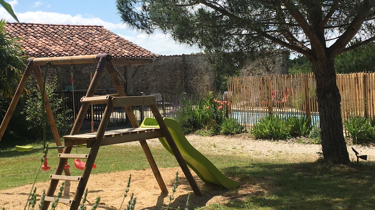 Photo of Others in Chateau-Guibert