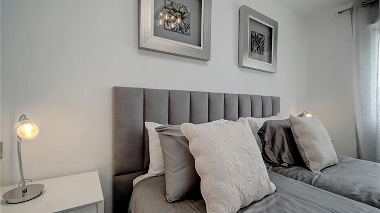 Photo of Bedroom in Golden Mile