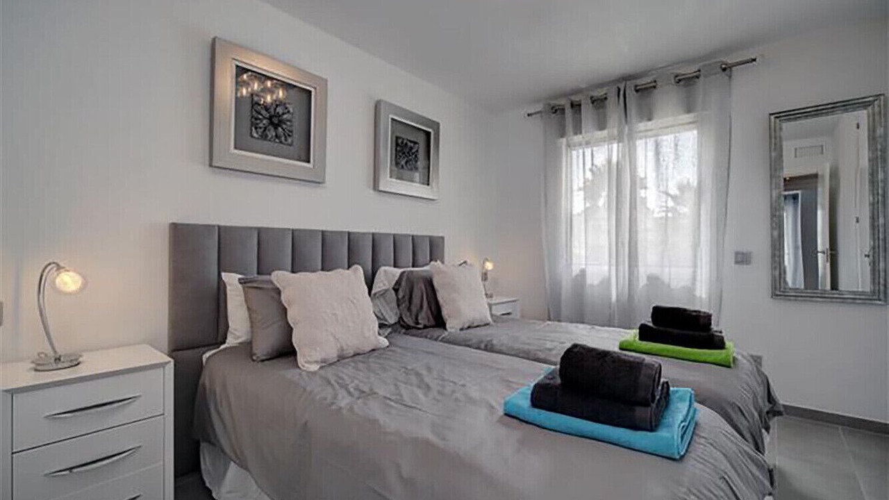 Photo of Bedroom in Golden Mile