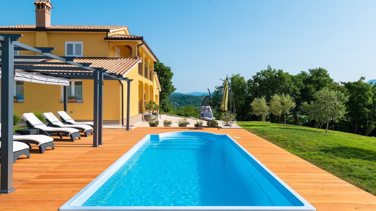 Photo of Outdoor in Pican