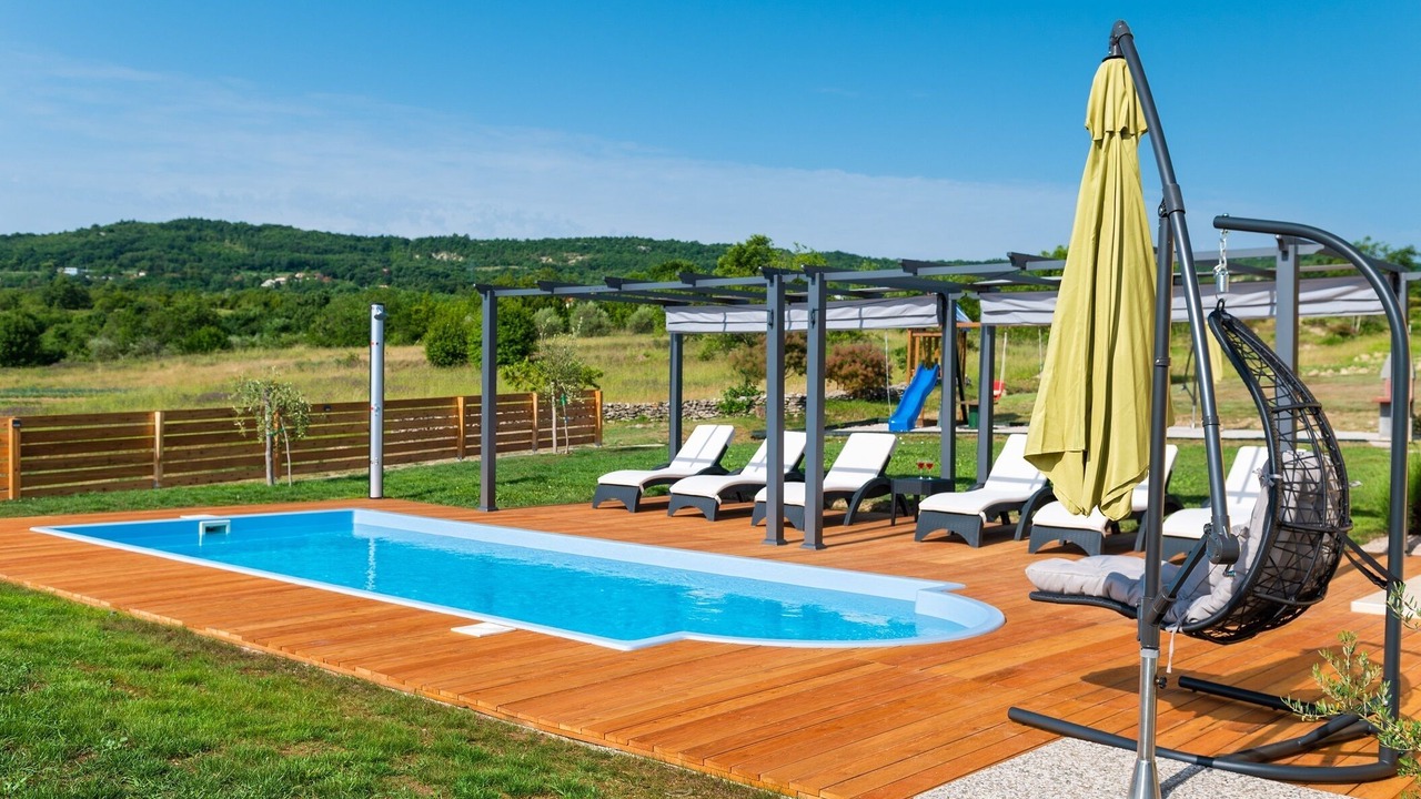 Photo of Outdoor in Pican