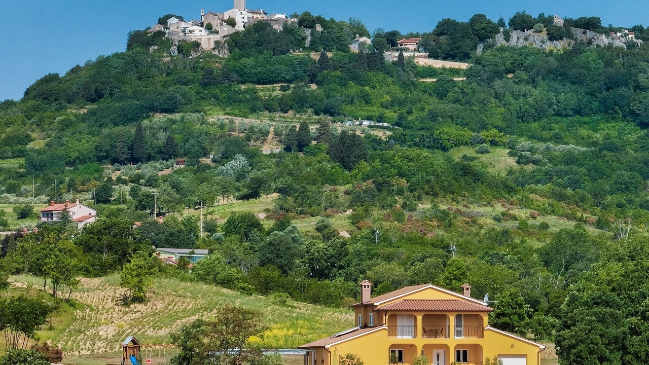 Photo of Outdoor in Pican