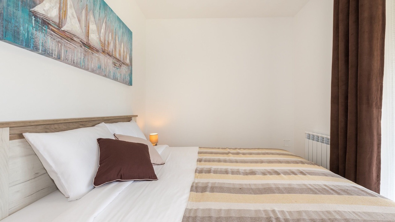 Photo of Bedroom in Pican
