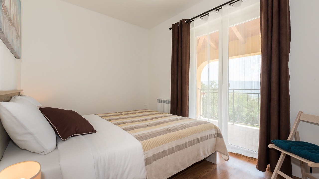 Photo of Bedroom in Pican