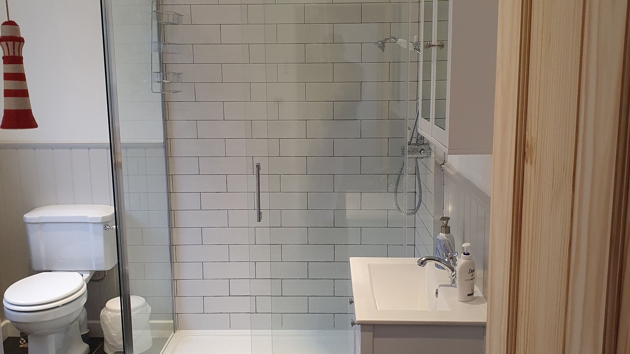 Photo of Bathroom in Studland