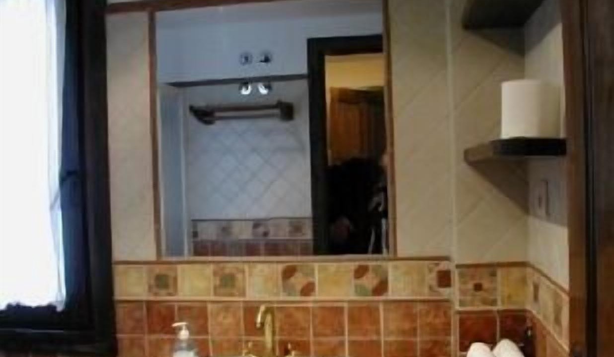 Photo of Bathroom in Gavin