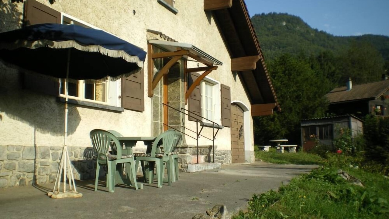 Photo of Outdoor in Onnion