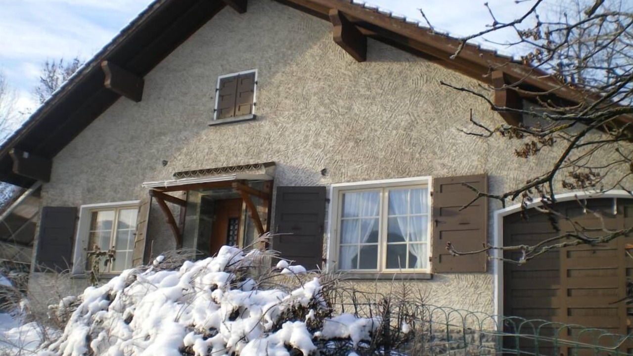 Photo of Outdoor in Onnion