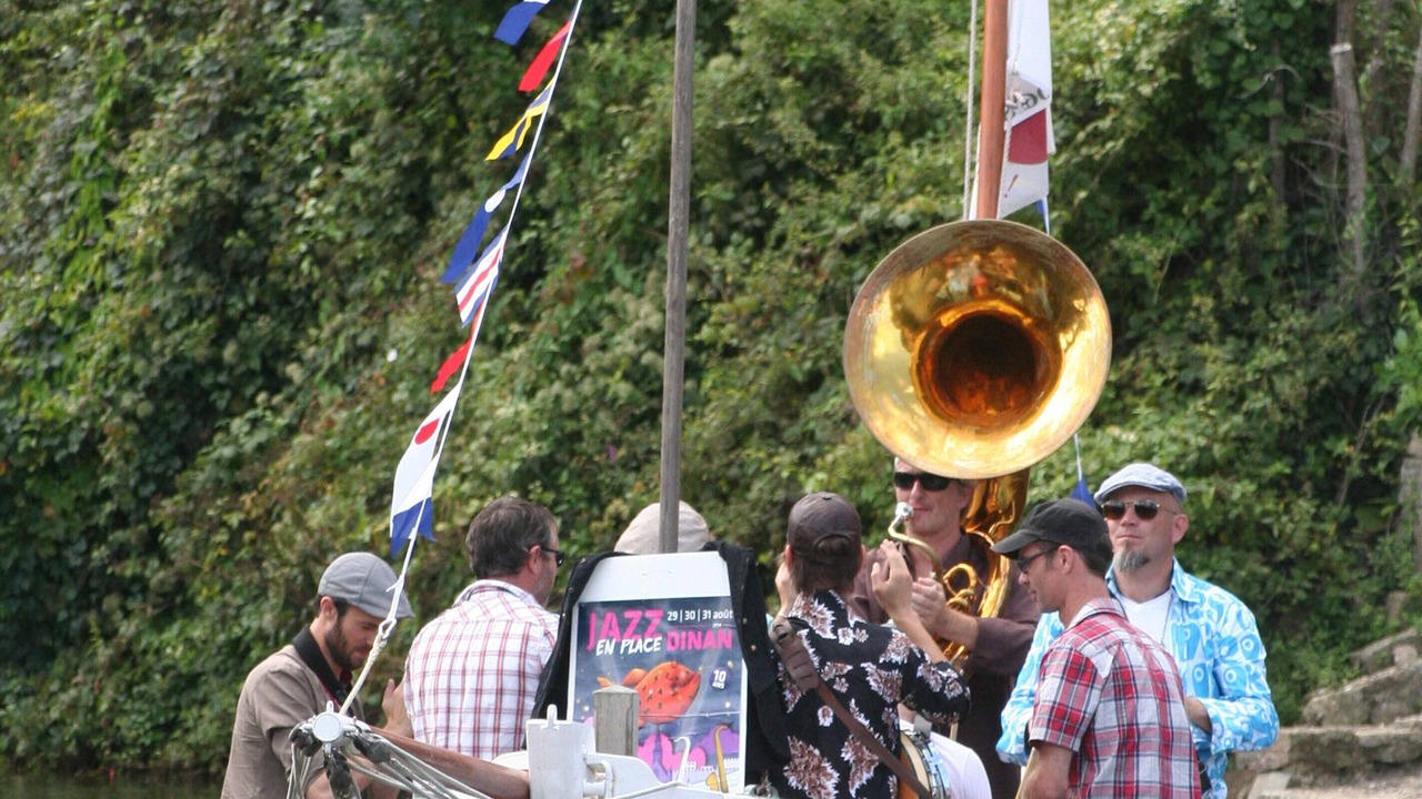 Photo of Others in Lanvallay
