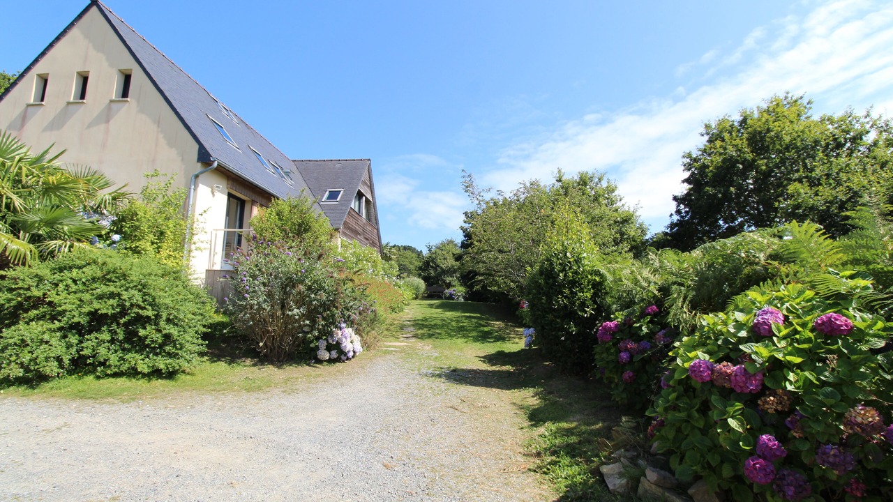 Photo of Outdoor in Plougrescant