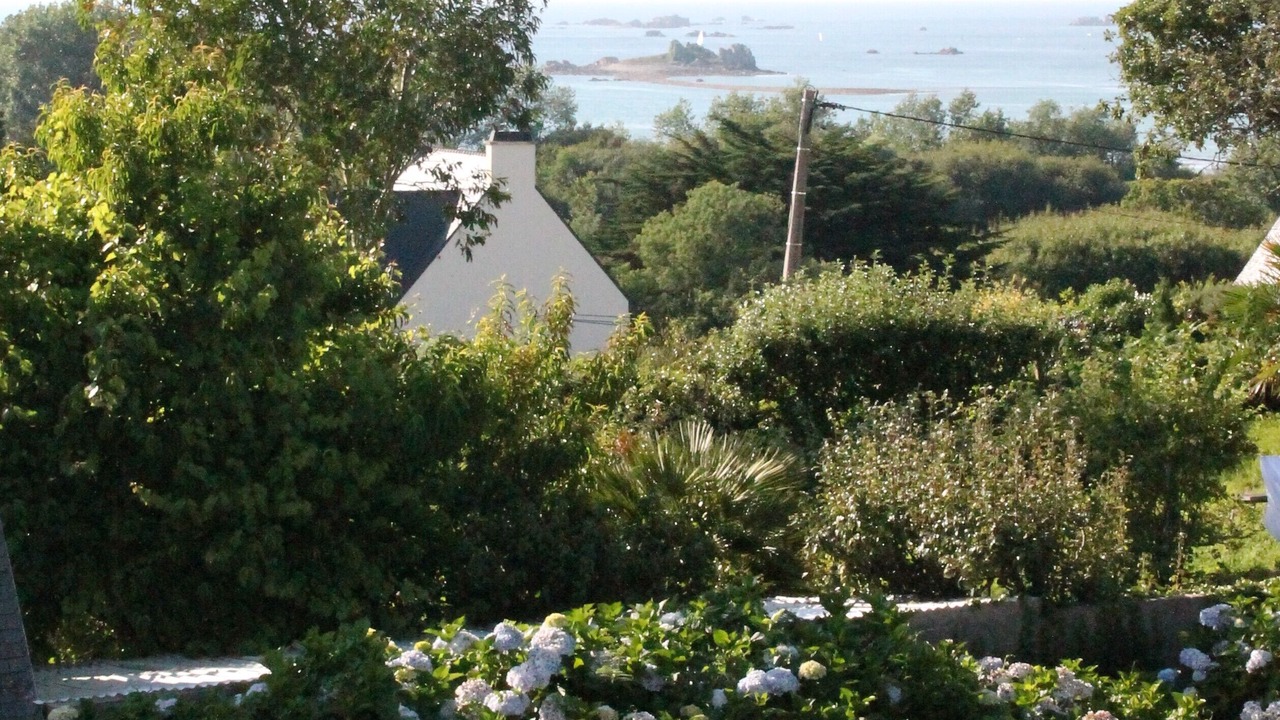 Photo of Outdoor in Plougrescant