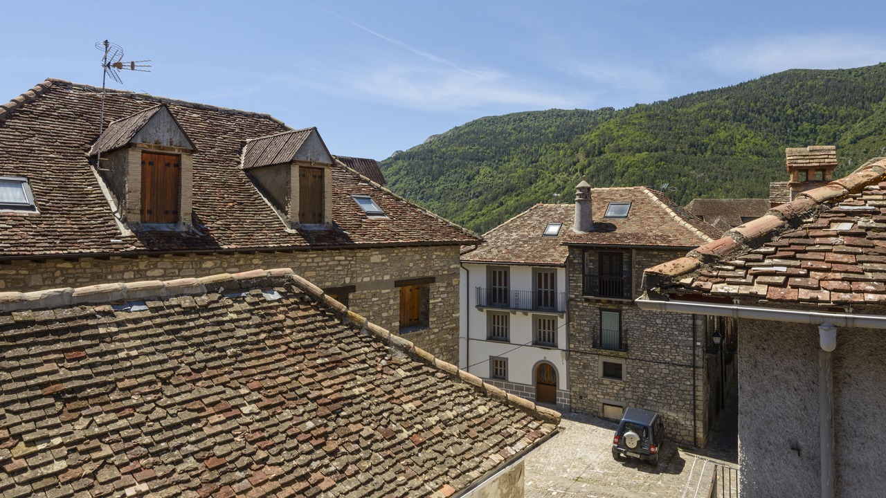 Photo of Outdoor in Anso